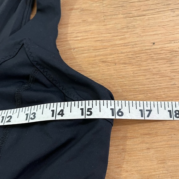 Lululemon Run Ta Ta Topper Top Shirt Size 8 - Picture 6 of 9